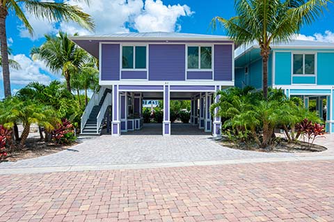 Luxury villas at Everglades Isle.